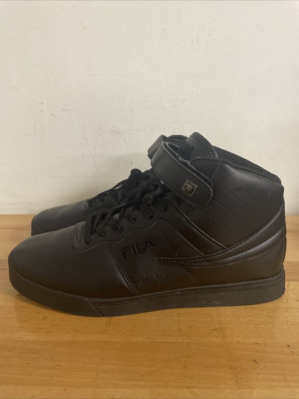 FILA® Vulc 13 Mid Plus Men's Sneakers Sz 13 Condition VG+